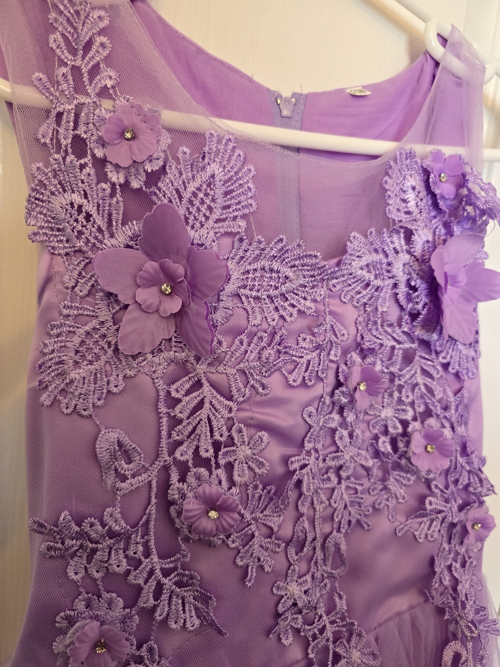 Lace Appliqué Lilac Tulle Flower Girl Dress - Picture 2 of 4